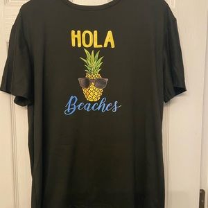 XL Tshirt “Hola Beaches” Like New